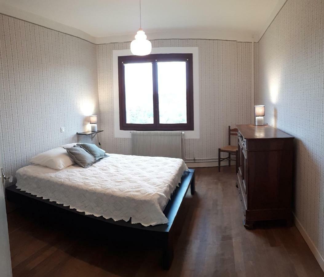 Grand Gite Maison D Alice Auvergne - 15 Personnes Saint-Bonnet-des-Quarts Luaran gambar
