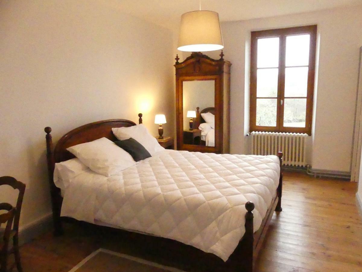 Grand Gite Maison D Alice Auvergne - 15 Personnes Saint-Bonnet-des-Quarts Luaran gambar